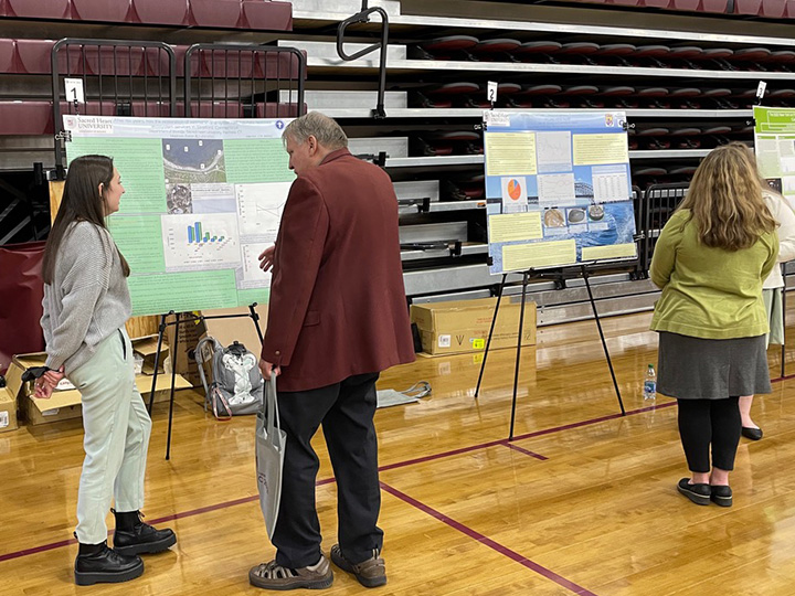 Eastern Colleges Science Conference 2022